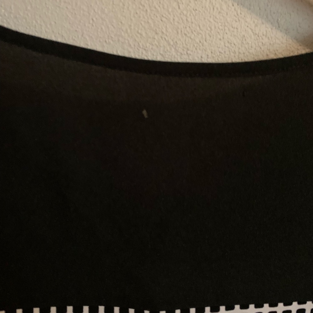 Top - Picture 3 of 3